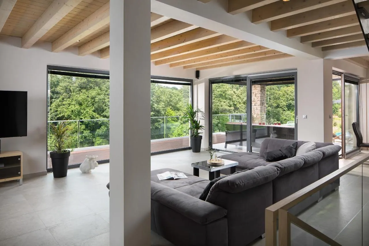 Ambienta Villa Svetvincenat 0*,  Croatia