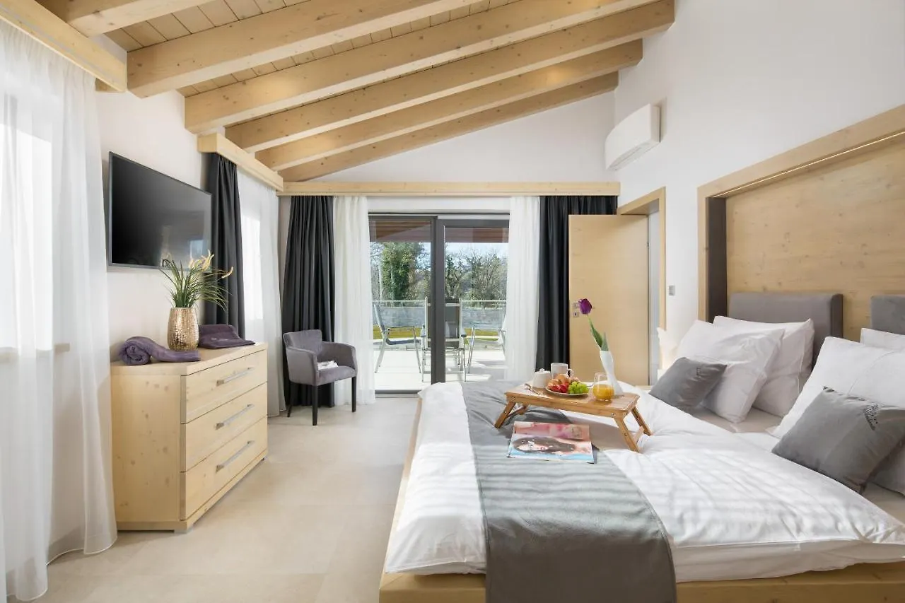 Ambienta Villa Svetvincenat Croatia